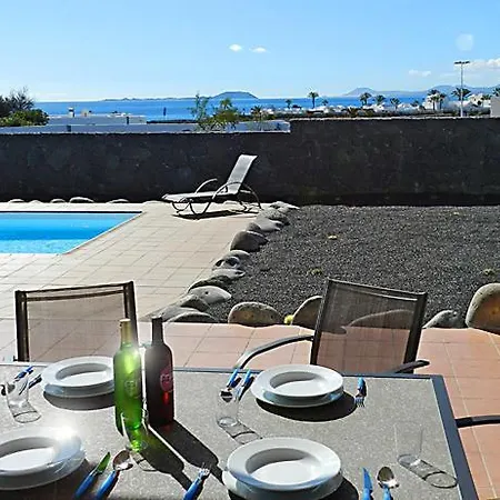 Mararia Playa Blanca (Lanzarote)